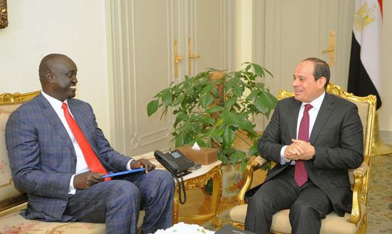 الرئيس السيسي يستقبل وزير شئون الرئاسة بجنوب السودان