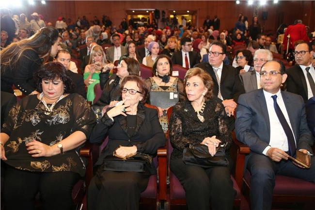 مرفت تلاوي تفتتح مهرجان اسوان الدولي