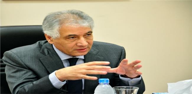 أحمد جلال وزير المالية الأسبق