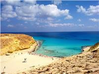 «السياحة الشاطئية».. بوابة دخولك إلى «مصر الساحرة»