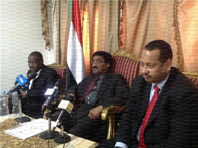 جانب من المؤتمر الضحفي لسفير السودان بالقاهرة