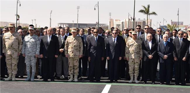 الرئيس السيسي يتقدم جنازة الفريق صفي الدين أبو شناف