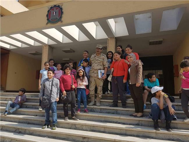 «تحيا مصر» بأطفالها داخل الكلية الفنية العسكرية