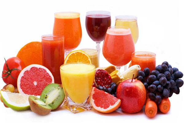 عصير الفاكهة الطبيعي يؤثر على الكبد 