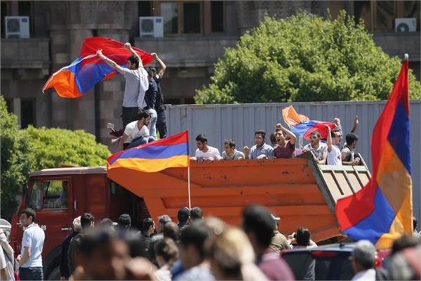 صورة من رويترز للاحتجاجات التي تشهدها أرمينيا