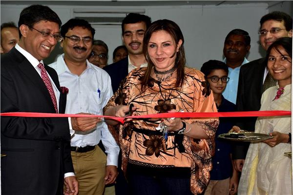 سفير الهند يفتتح معرض أعمال طاغور 