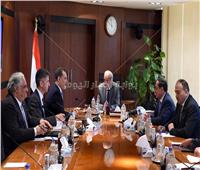 رئيس الوزراء يلتقي وزير الطاقة القبرصي