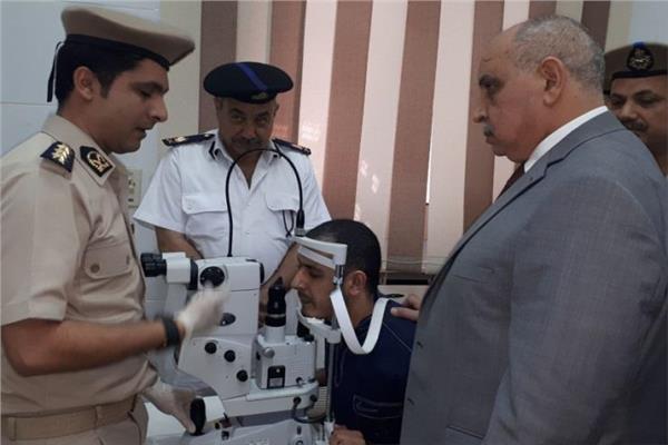 صور| جولة تفقدية لمساعد وزير الداخلية لقطاع السجون بجمصة