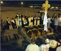 عاجل| مطار القاهرة يودع رفات الأقباط المصريين من ليبيا