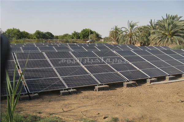 الطاقة الشمسية.. أمل جديد لتشغيل آبار المزارعين بالوادي الجديد