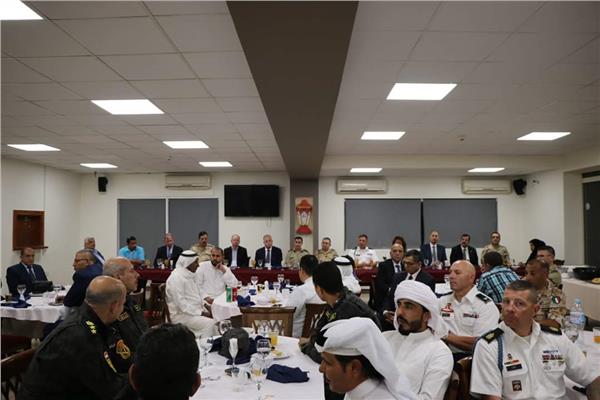 محافظ جنوب سيناء يشهد إفطار القوة متعددة الجنسيات بشرم الشیخ