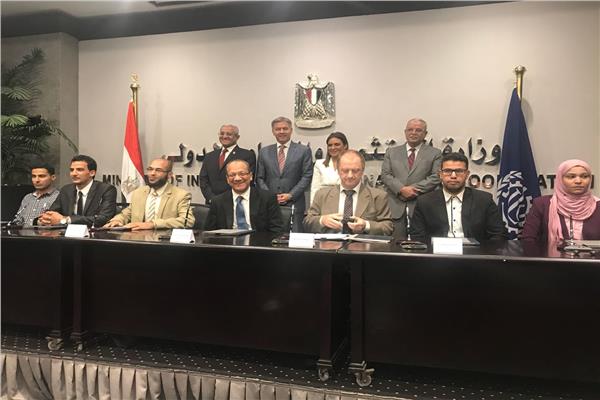 رئيس جامعة المنيا يشهد توقيع مذكرة التفاهم