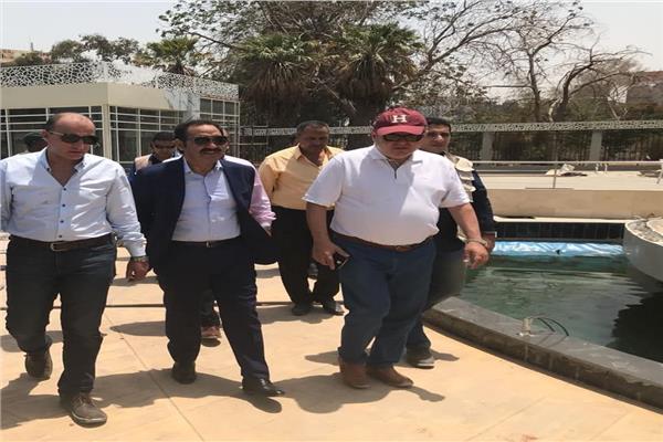 وزير قطاع الأعمال العام هشام توفيق يزور حديقة الميريلاند بمصر الجديدة 