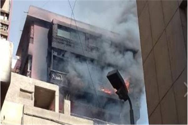 «القوى العاملة» تتابع أسباب حريق مستشفى الحسين الجامعي