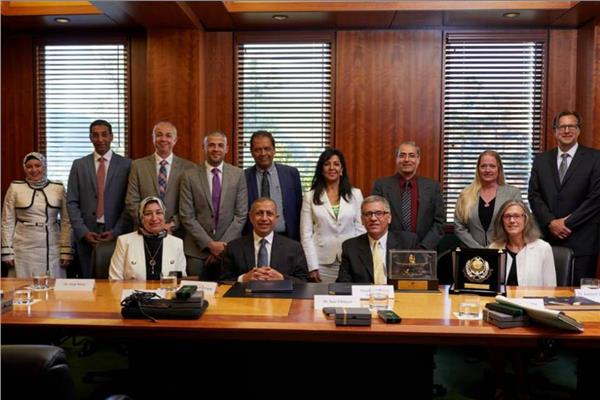 اتفاقية تعاون بين الأكاديمية العربية وجامعة كال بولي الأمريكية
