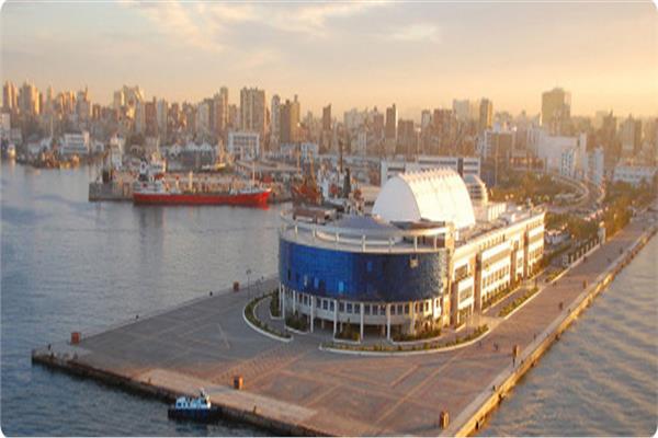 ميناء الإسكندرية البحري