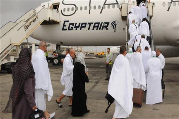 مصر للطيران تسير 12 رحلة خاصة لنقل الحجاج الفلسطينيين 