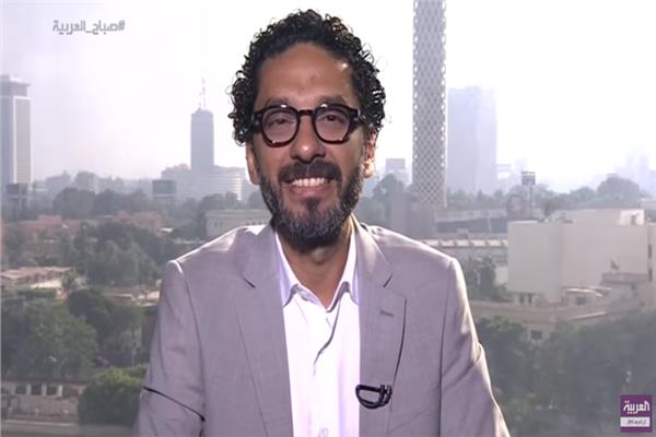 الدكتور محمد عماد استشارى طب تجميل الأسنان وعضو الأكاديمية الأمريكية