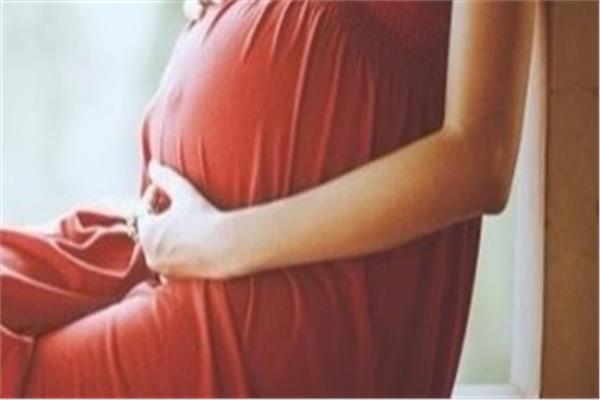 الأشياء التي تشعر الحامل بالخوف خلال فترة الحمل