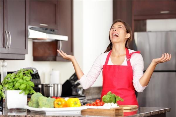 نصائح بسيطة لإنجاز مهامك بأقل مجهود وأسرع وقت داخل المطبخ