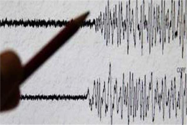 زلزال بقوة 4.9 درجة يضرب اصفهان وسط إيران