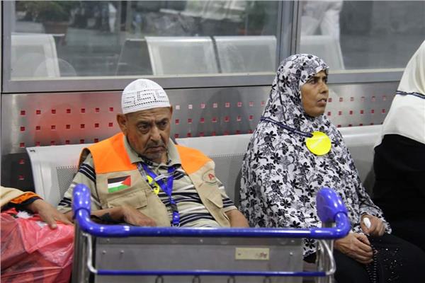 اليوم «مصر للطيران» تسير 3 رحلات لنقل 890  من حجاج فلسطين