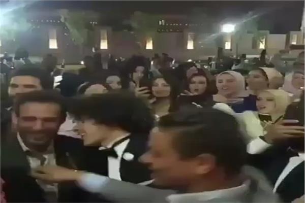 عماد متعب ومؤمن زكريا في حفل زفاف حسين السيد