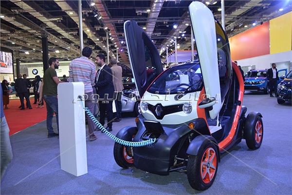 رينو "تويزي" أصغر سيارة كهربائية  بمعرض أوتوماك فورميلا  2018