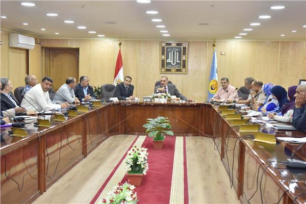 اجتماع مجلس تنفيذي محافظة أسيوط