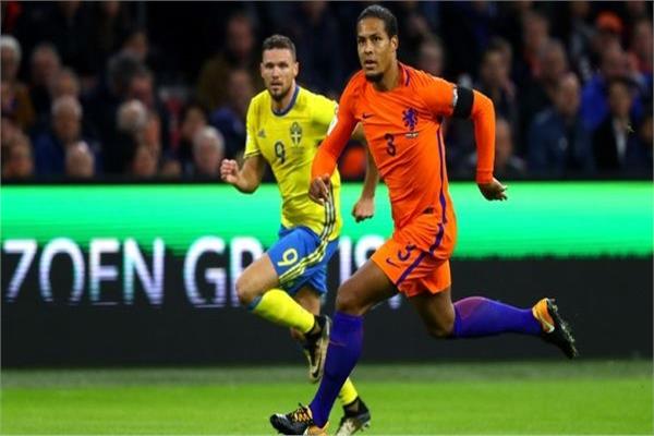 فيرجيل فان ديك يحرز هدف منتخب هولندا