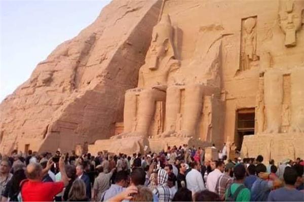 محافظ اسوان يدعو دول العالم لزيارة أسوان "مصر بلد الأمن والآمان"