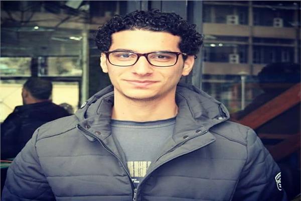 الكاتب الشاب عمر يوسف