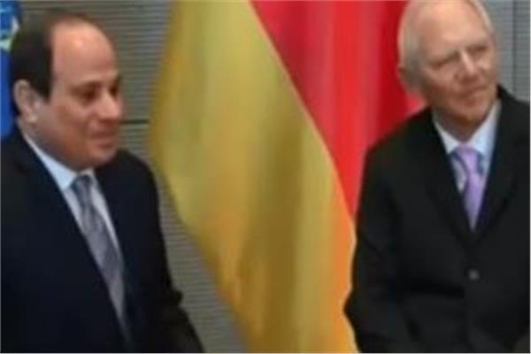 رئيس البرلمان الألماني يستقبل «السيسي» فور وصوله البوندستاج