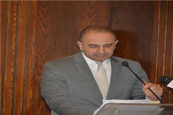  الدكتور أحمد كمال نائب وزيرة التخطيط 