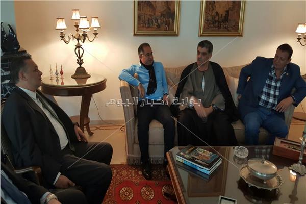 سفير مصر بالمغرب خلال استقباله أعضاء الوفد البرلماني