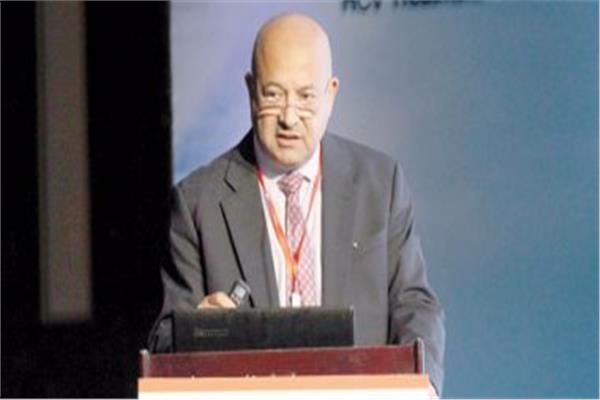 الدكتور طارق حسنين، خبير الكبد العالمي
