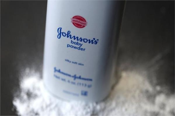 جونسون تعترف باستخدام مواد مسرطنة بمنتجاتها