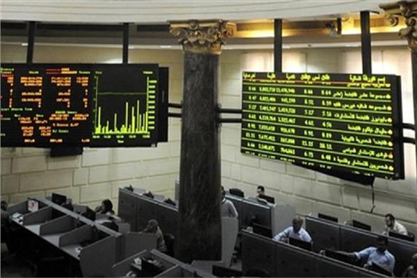 البورصة المصرية تربح ٧.٢ مليار جنيه في نهاية تعاملات الأثنين 17 ديسمبر-أرشيفية