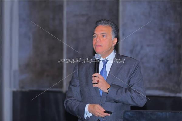 هشام عرفات، وزير النقل