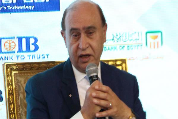 مهاب مميش: تطوير ميناء العريش لتشجيع الاستثمار في سيناء