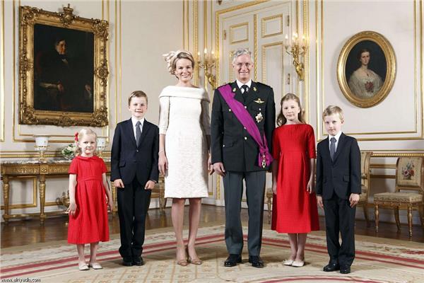 ملك بلجيكا وزوجته وأبنائه