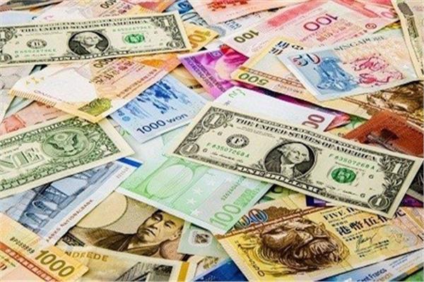 أسعار العملات الأجنبية بعد تثبيت «الدولار الجمركي» اليوم٩يناير