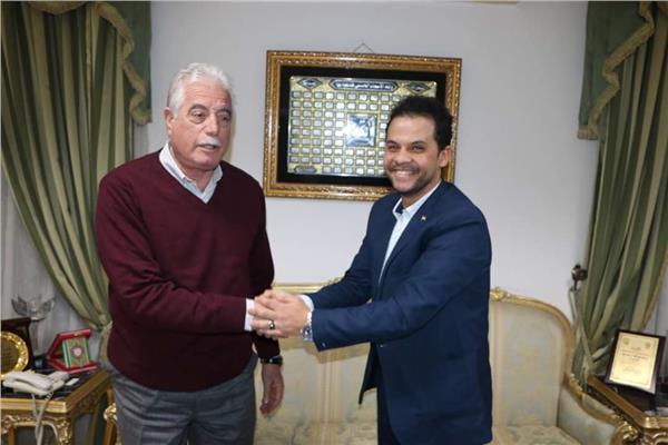 محافظ جنوب سيناء يستقبل رئيس مهرجان شرم الشيخ الدولى للمسرح الشبابى 