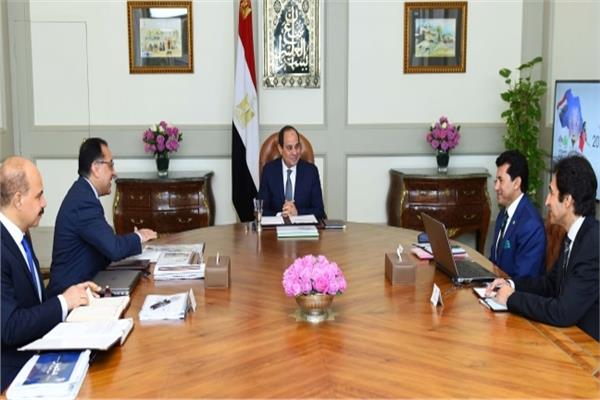الرئيس السيسي يجتمع برئيس الوزراء ووزير الرياضة