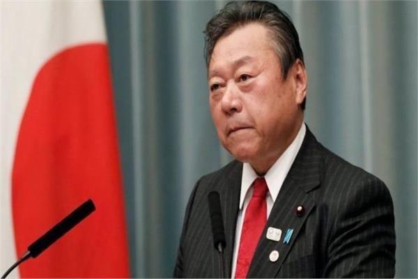 وزير الرياضة اليابانى  ساكورادا» 
