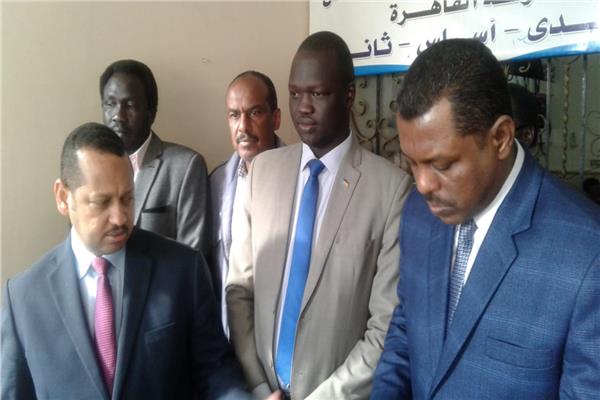 سفارة الخرطوم بالقاهرة تتابع امتحانات طلاب الشهادة الثانوية السودانية بمصر