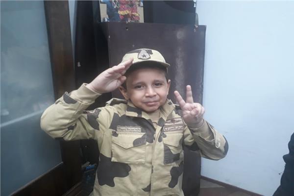 رسالة عمر صلاح للسيسي: أتمنى أن أصبح أصغر جندي في الجيش المصري