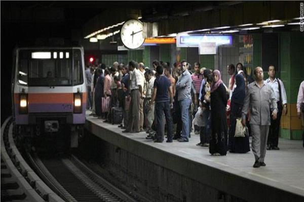 «شورت كهربائي» يعطل حركة مترو الأنفاق «نصف ساعة».. تعرف على التفاصيل 