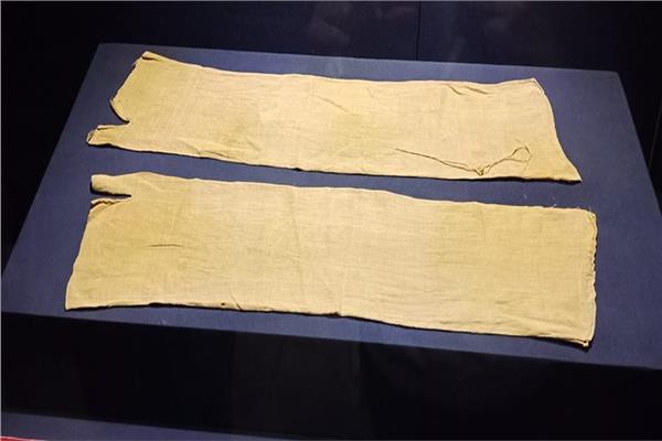 قفازات «هوانم مصر القديمة» أبرز معروضات متحف النسيج في يوم المرأة
