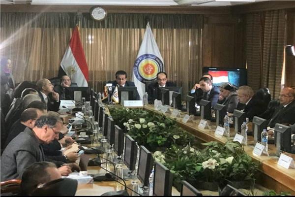 وزير التعليم العالي يشهد فعاليات الاختبار التقييمي  لكليات الطب بالجامعات المصرية